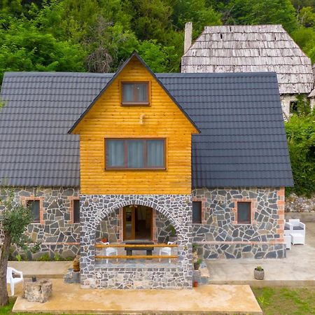 Villa Prelatheth Exteriér fotografie